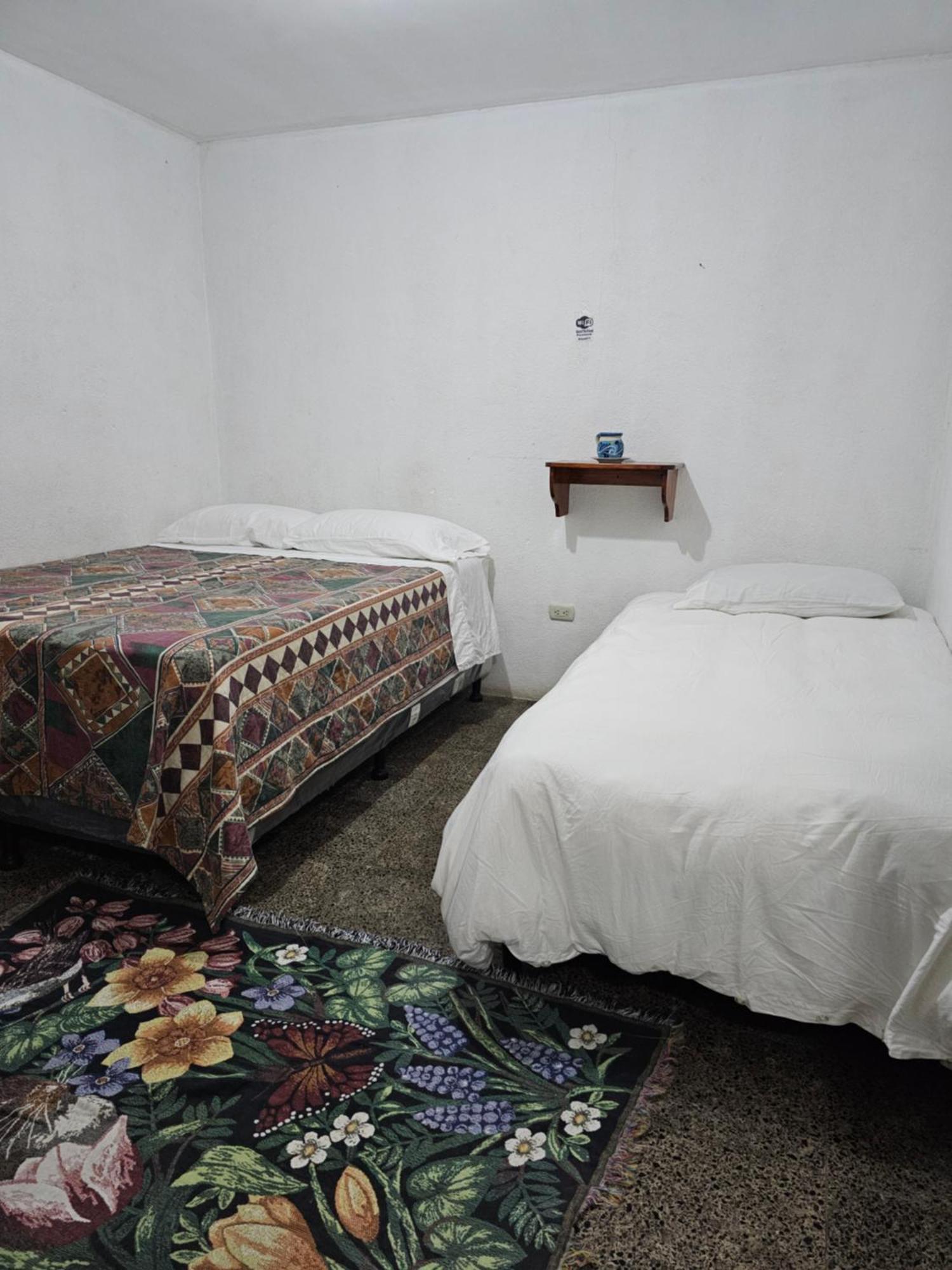Hostal The Friends Panajachel Phòng bức ảnh